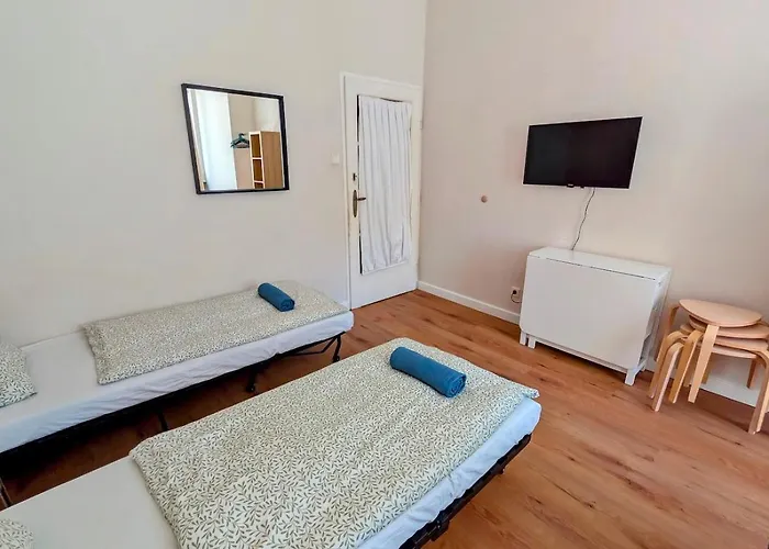 Flat In Zizkov -401- * 프라하